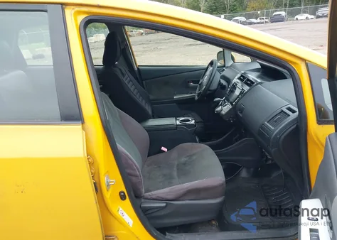 2016 Toyota Prius V Two from USA, damaged, VIN JTDZN3EU2GJ047962